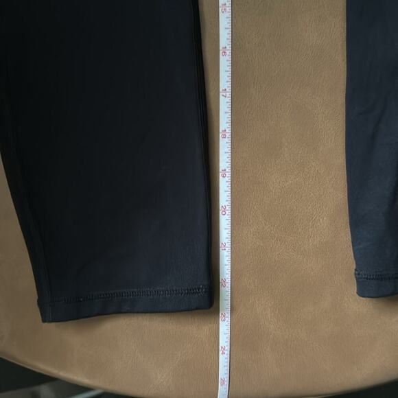 FABLETICS MOTION 365 BLACK LEGGINGS GUC - Picture 11 of 12